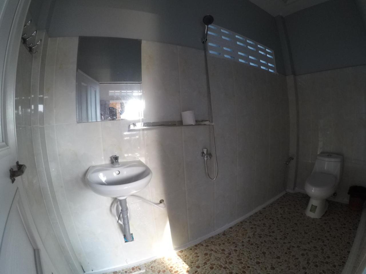 Ing Ing Guesthouse Koh Rong Sanloem Εξωτερικό φωτογραφία