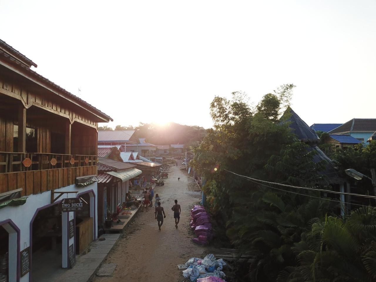 Ing Ing Guesthouse Koh Rong Sanloem Εξωτερικό φωτογραφία